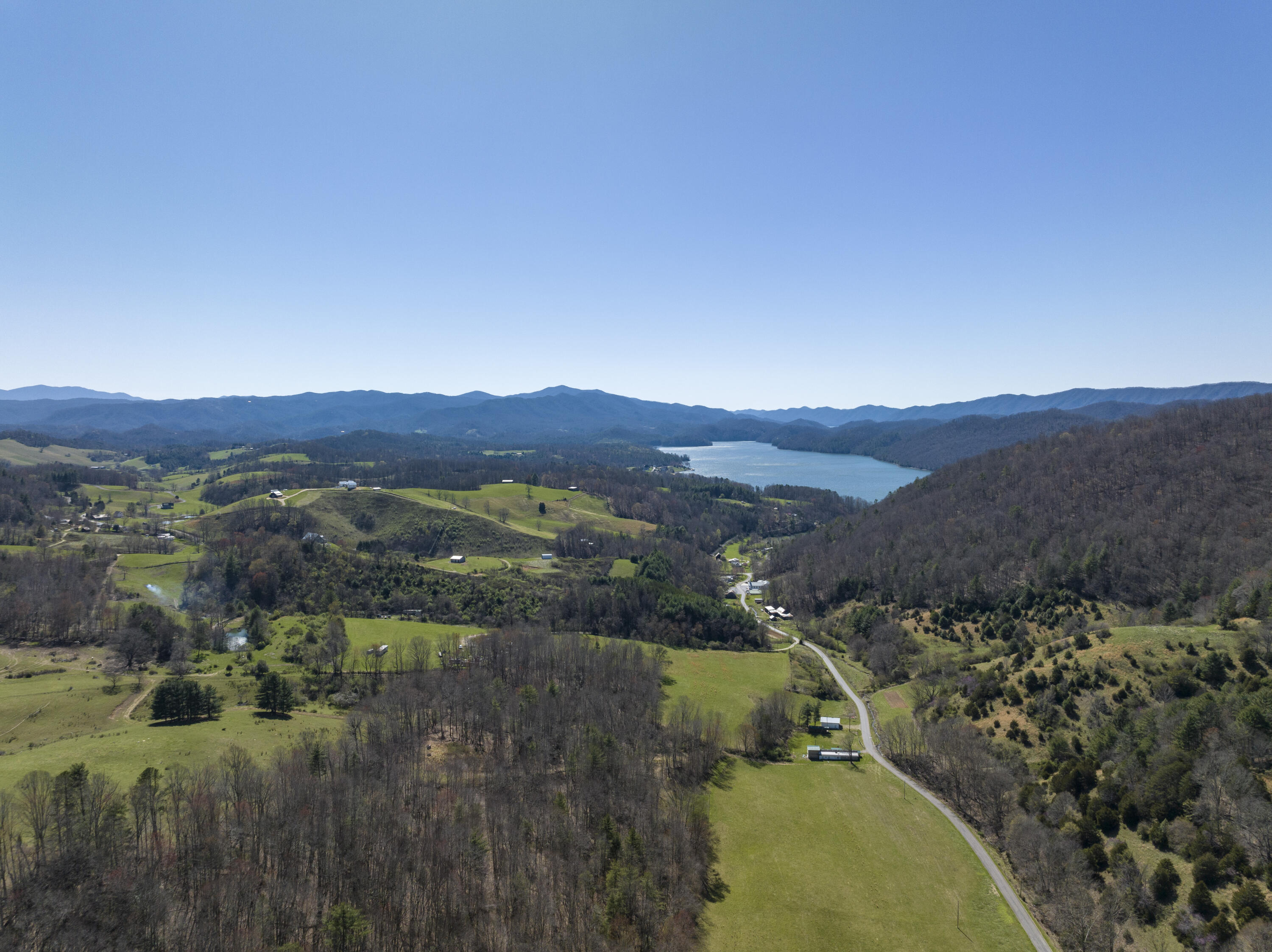 3310 Little Dry Run Road Butler, TN 37640 - Photo 18 of 40 DryRun-aerials-28