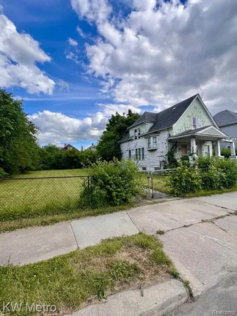$89,900 | 1223 West Euclid Street, Detroit, MI 48202