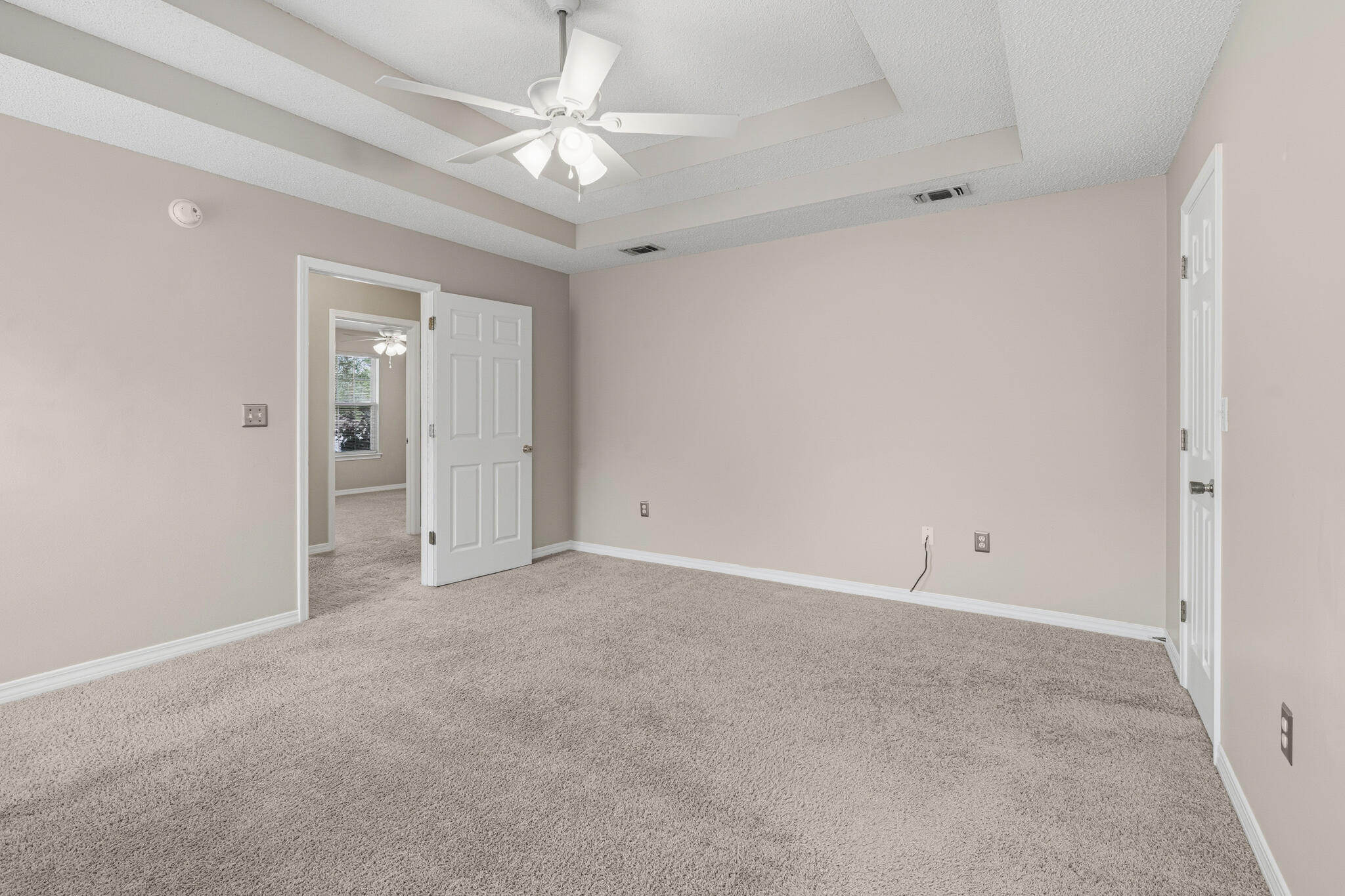643 Alysheba Drive Crestview, FL 32539 - Photo 20 of 36 an empty room with a ceiling fan and a window