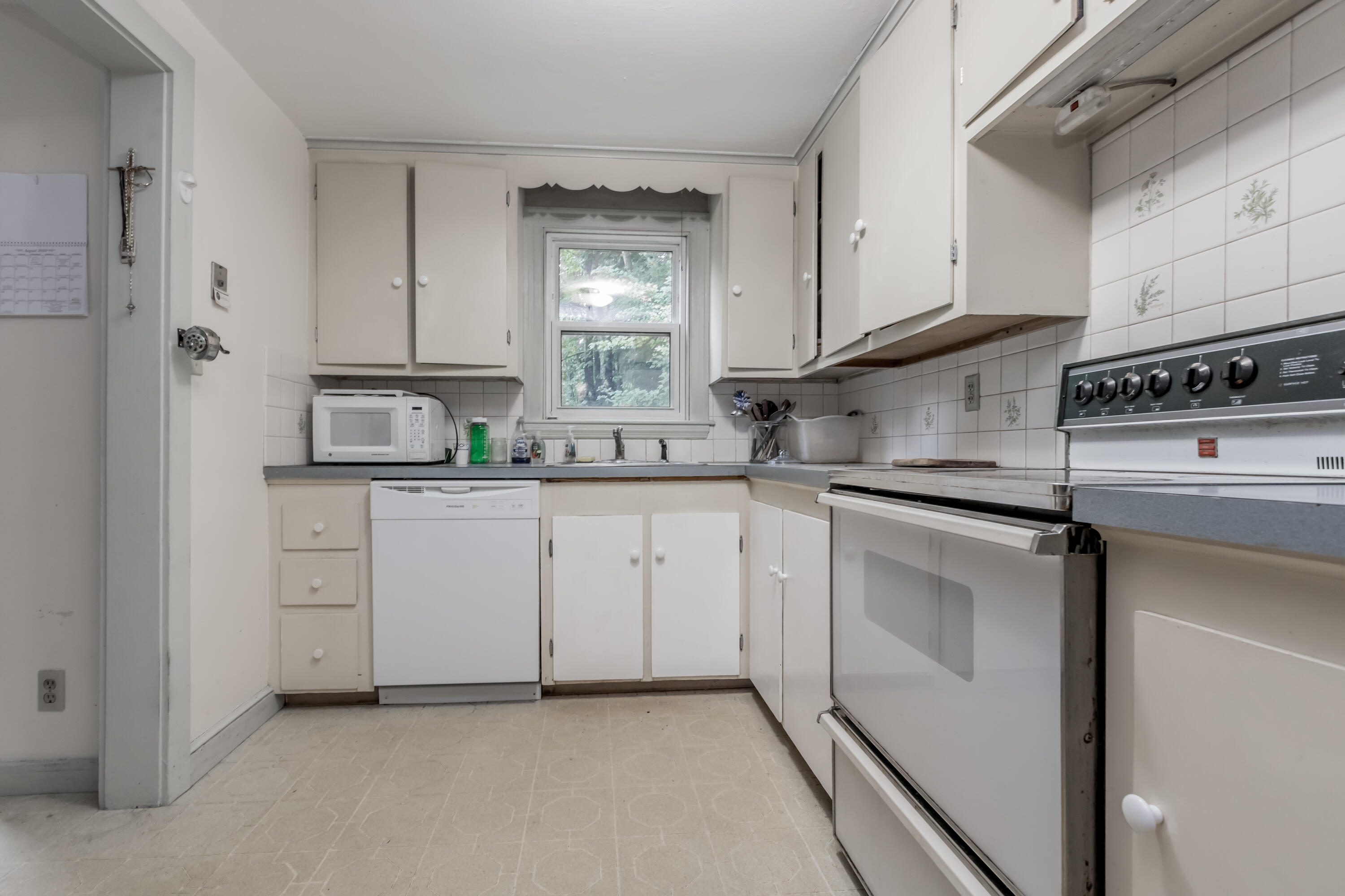 28 Gray Road Cumberland Center, ME 04021 - Photo 15 of 40 20220906AV-71040