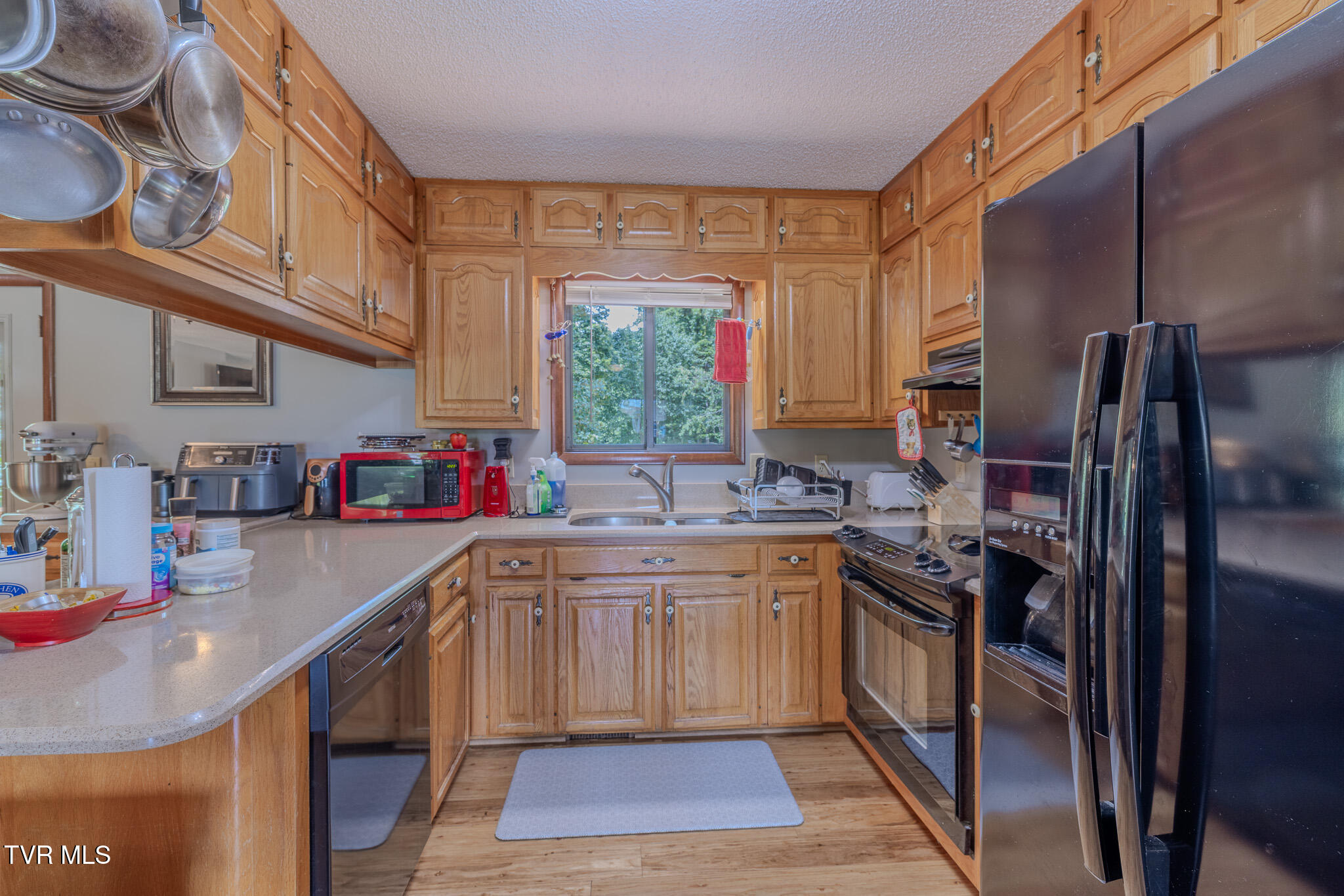 109 Headtown Road Jonesborough, TN 37659 - Photo 7 of 43 1R9A6555-HDR