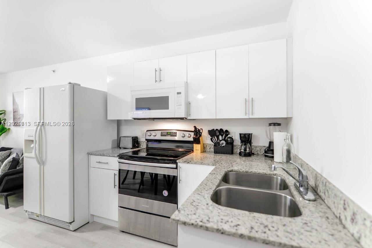 1029 Northwest 3rd Street, Unit 301 Miami, FL 33128 - Photo 6 of 11