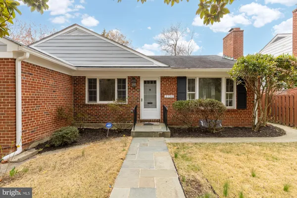 $5,500 | 2736 Stephenson Lane Northwest, Washington, DC 20015