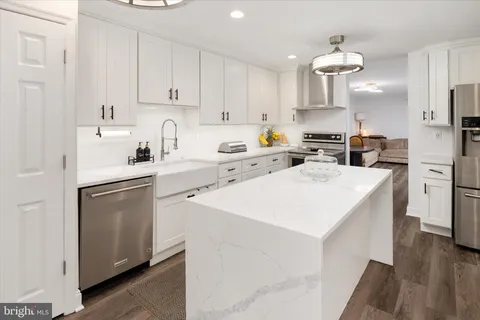 $465,000 | 11927 New Country Lane, Columbia, MD 21044