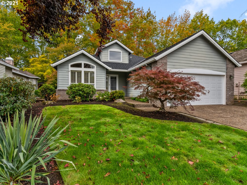 32528 Southwest Riviera Lane Wilsonville, OR 97070 - Photo 1 of 32 Gallery Image 1