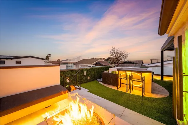 $25,000 | 2037 East Ocean Boulevard, Newport Beach, CA 92661