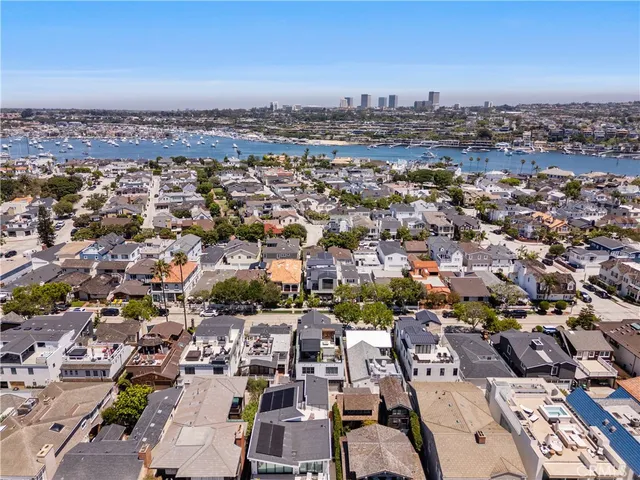 $25,000 | 2037 East Ocean Boulevard, Newport Beach, CA 92661