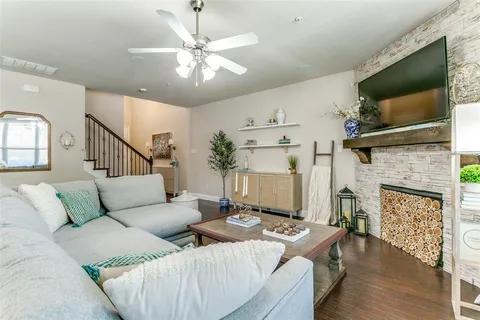 $400,000 | 2496 Jackson Drive, Lewisville, TX 75067