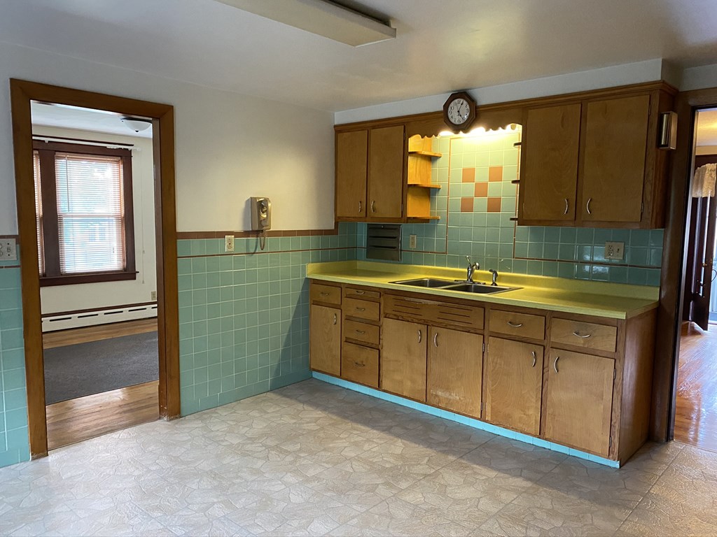 5 Maple Street Ware, MA 01082 - Photo 13 of 40