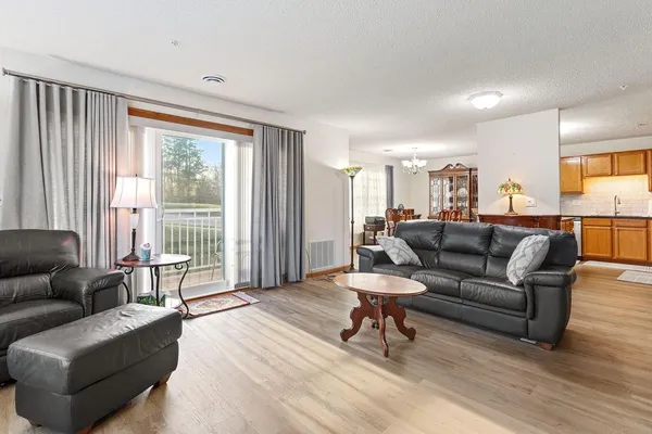 $219,000 | 2231 North Penn Place, Unit 201, North St. Paul, MN 55109
