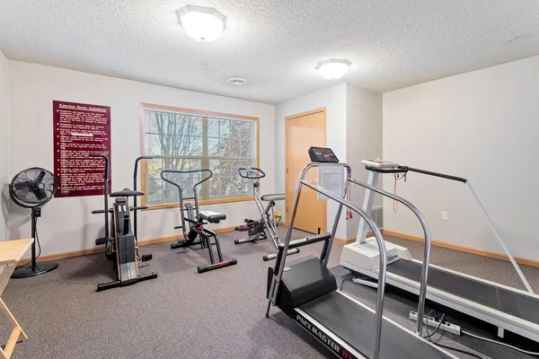 $219,000 | 2231 North Penn Place, Unit 201, St. Paul, MN 55109