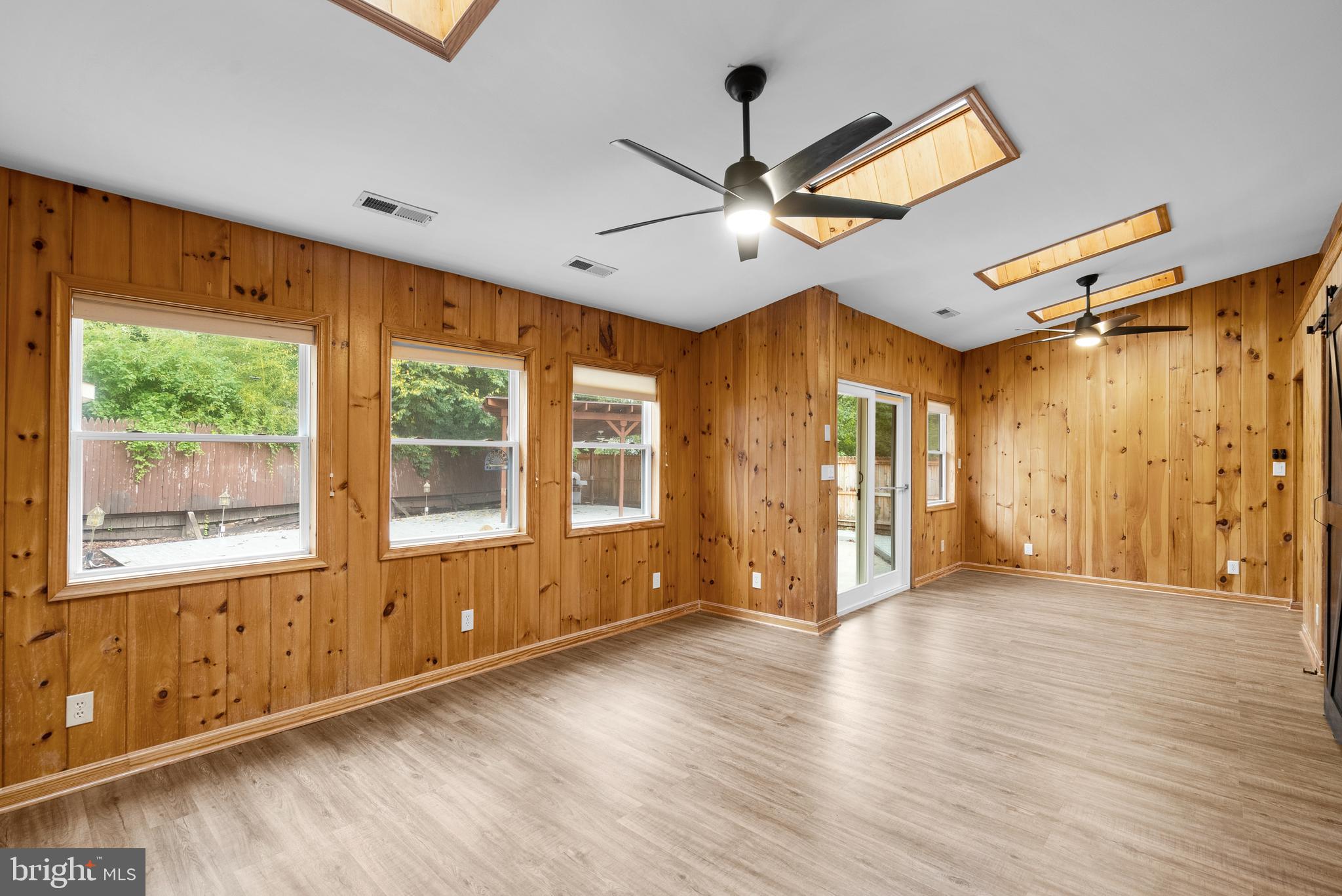 3005 Collins Avenue Silver Spring, MD 20902 - Photo 13 of 24 Gallery Image 13