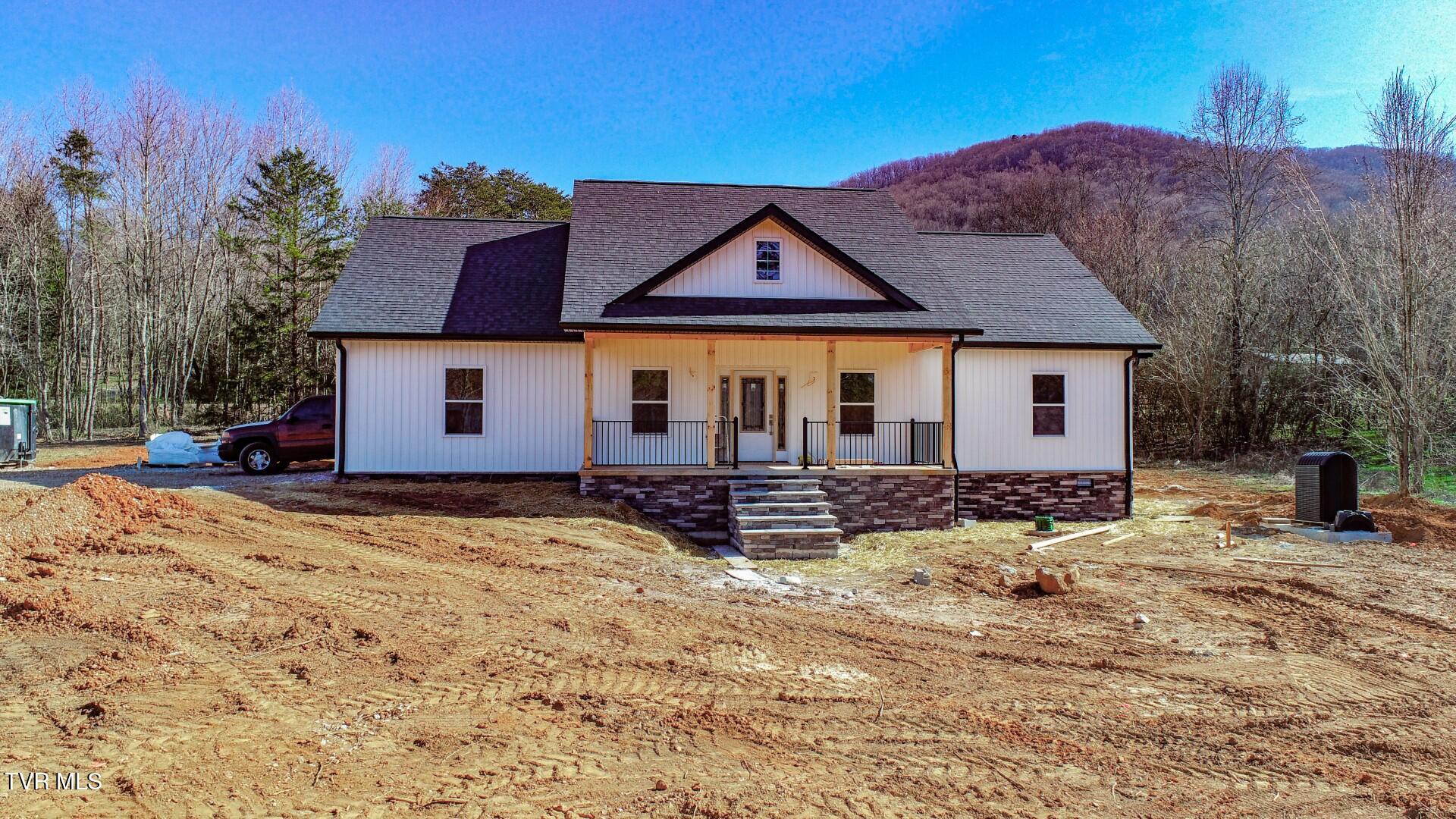 127 Victor Road Cosby, TN 37722 - Photo 1 of 38 1