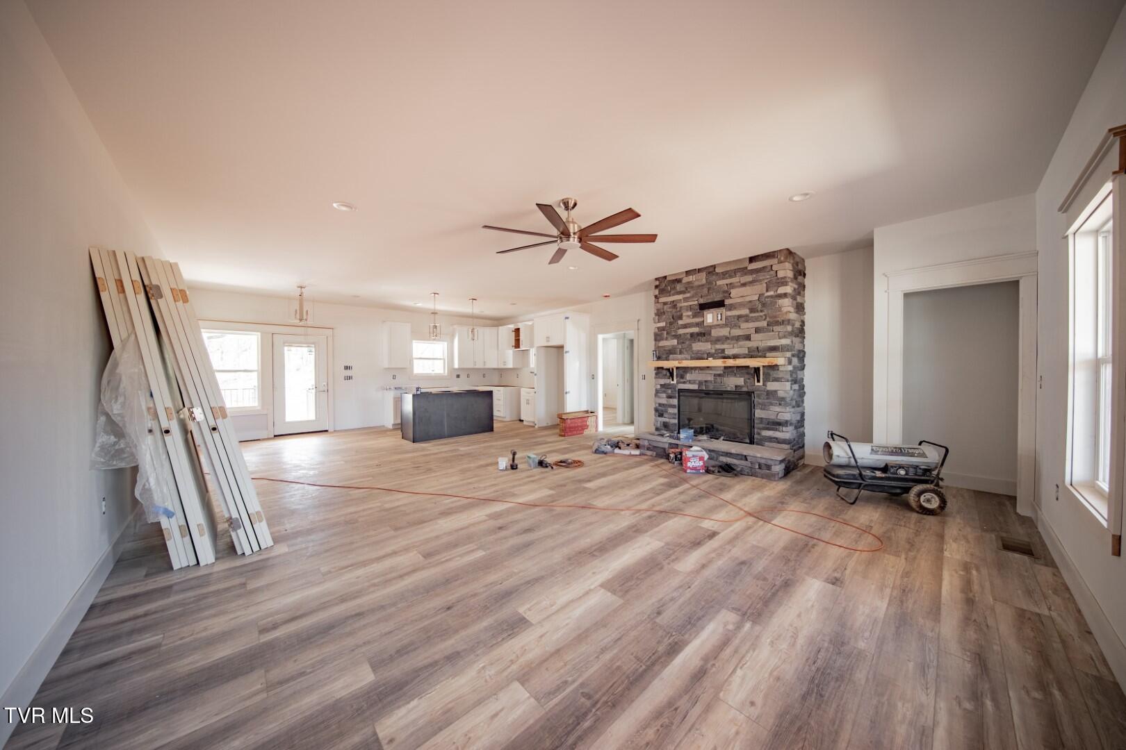 127 Victor Road Cosby, TN 37722 - Photo 10 of 38 8