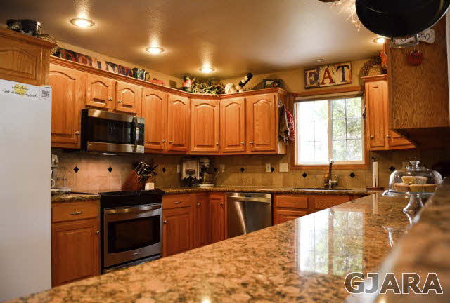 874 Gambel's Road Grand Junction, CO 81505 - Photo 4 of 9 Gallery Image 4