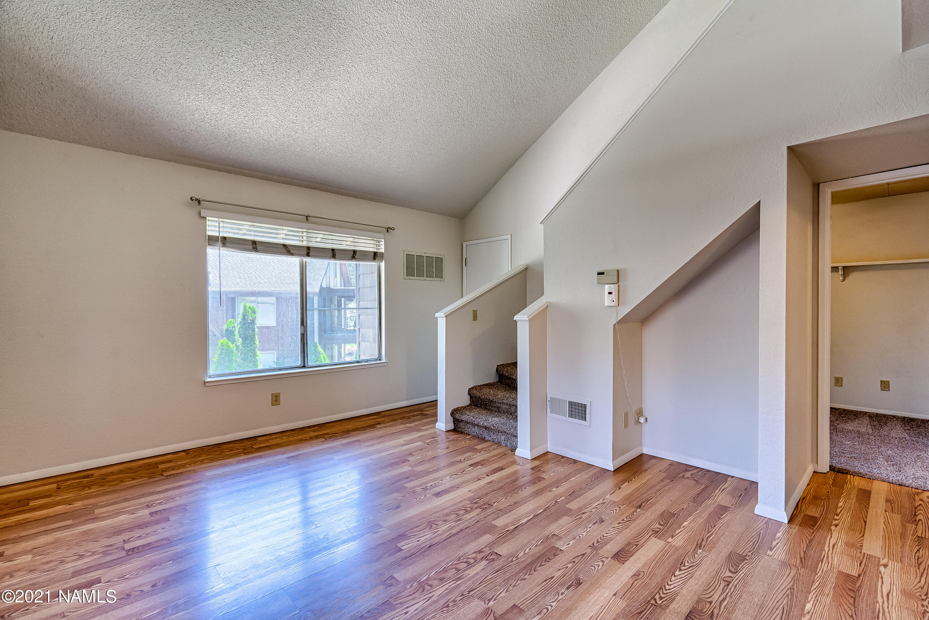 1200 South Riordan Ranch Street, Unit 16 Flagstaff, AZ 86001 - Photo 5 of 15 Riordan_Ranch_16-SWG_Media-4