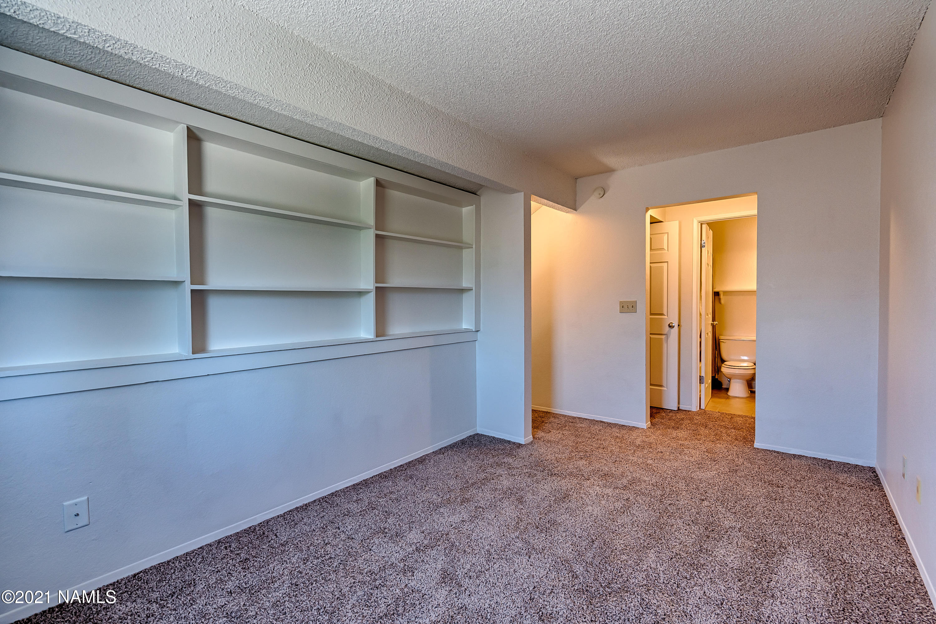 1200 South Riordan Ranch Street, Unit 16 Flagstaff, AZ 86001 - Photo 10 of 15 Riordan_Ranch_16-SWG_Media-9