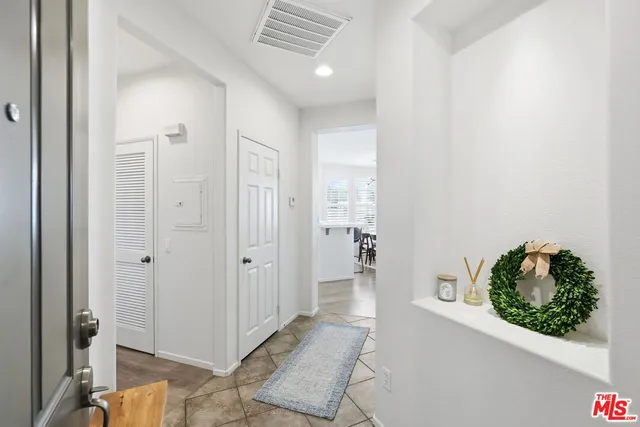 $3,000 | 27022 Victoria Lane, Unit 87, Valencia, CA 91355