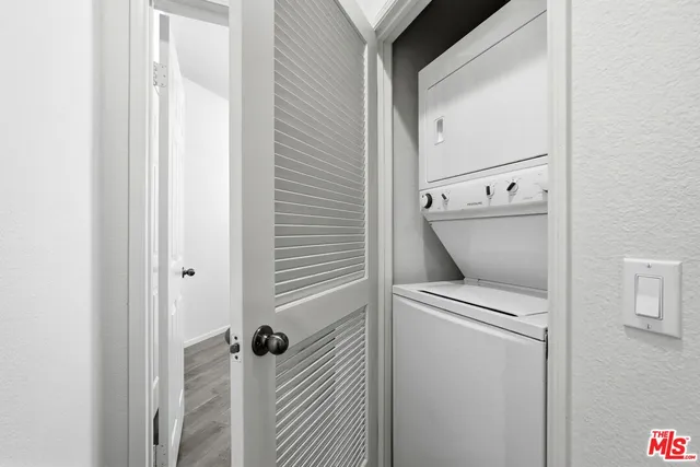 $3,000 | 27022 Victoria Lane, Unit 87, Valencia, CA 91355