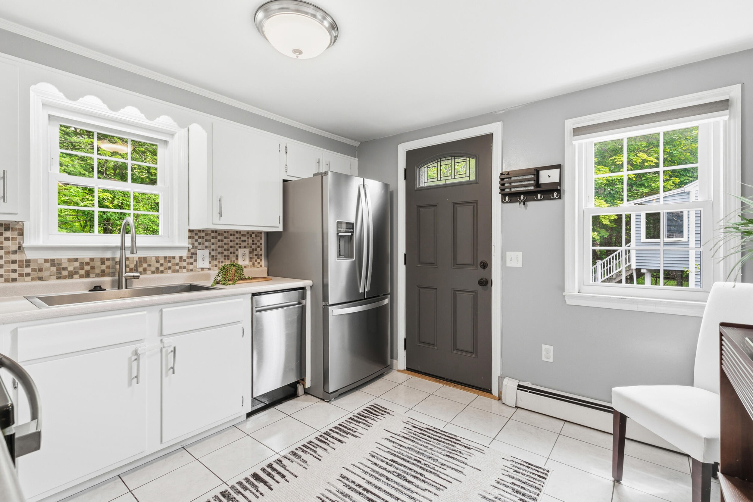 147 Pinecrest Road Portland, ME 04102 - Photo 4 of 42