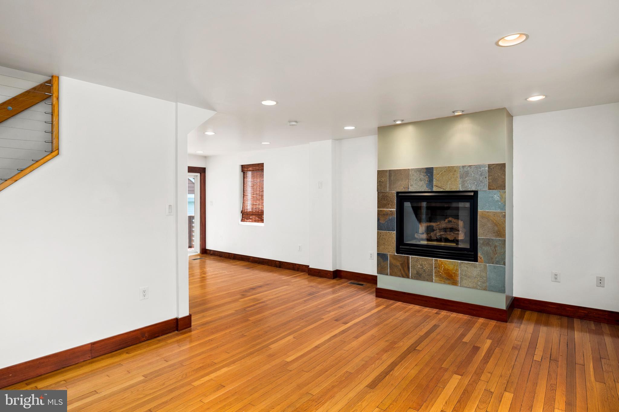 9071 Upton Road Ellicott City, MD 21042 - Photo 6 of 38 Foyer to Living Room