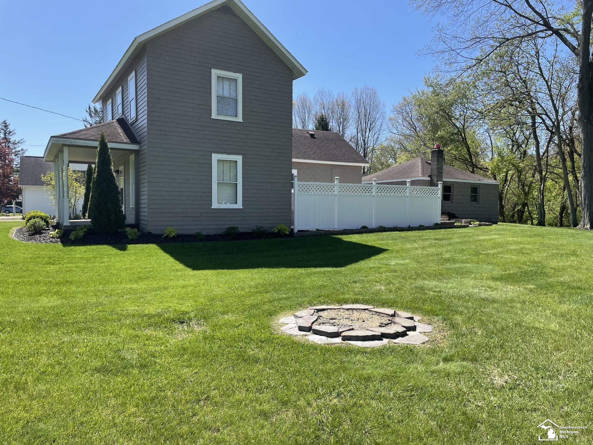 7815 Summerfield Road Lambertville, MI 48144 - Photo 6 of 36