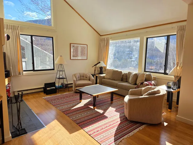 $619,900 | 27 Ravine Lane, Unit 1, Lincoln, NH 03251