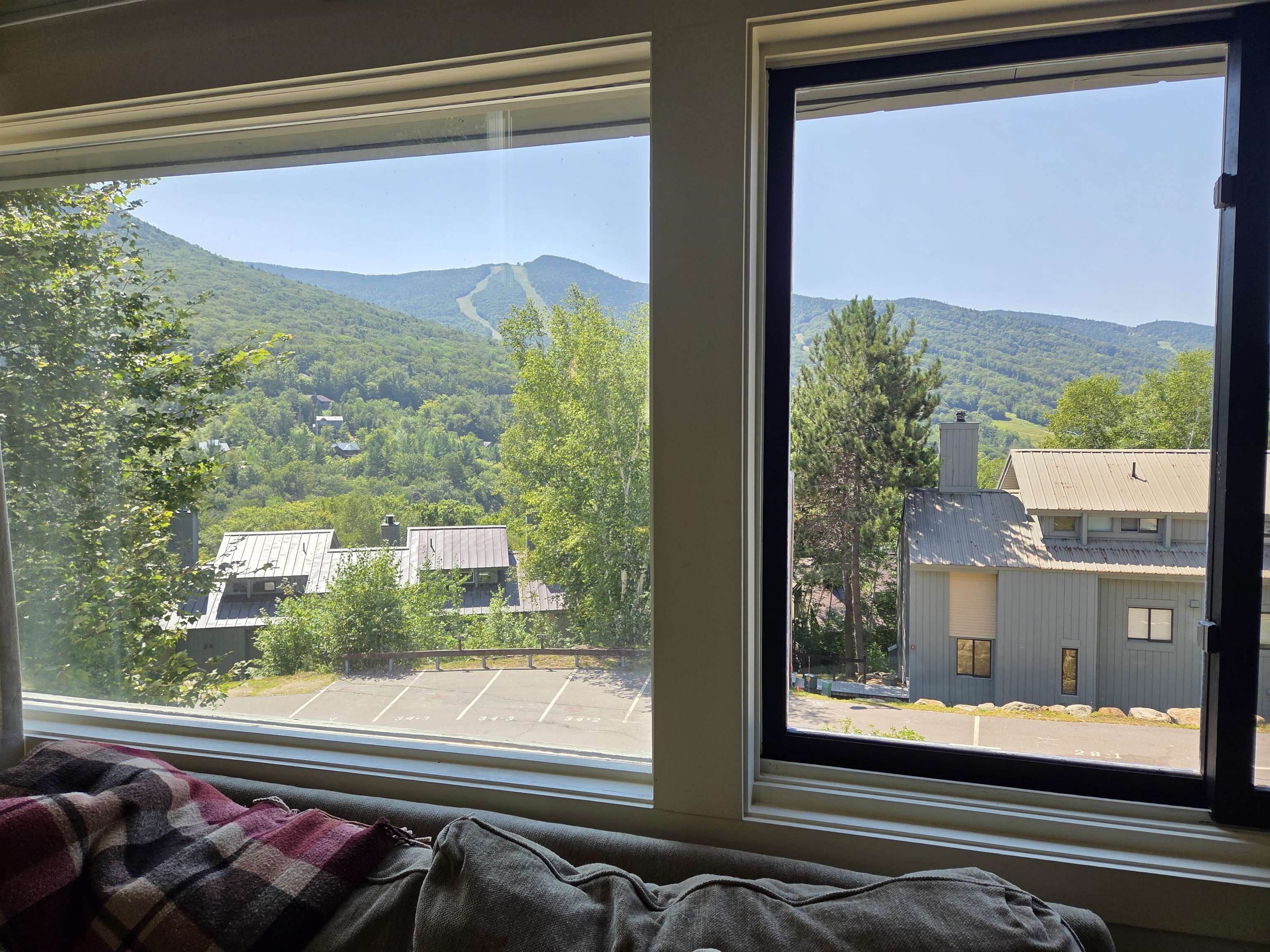 27 Ravine Lane, Unit 1 Lincoln, NH 03251 - Photo 14 of 47