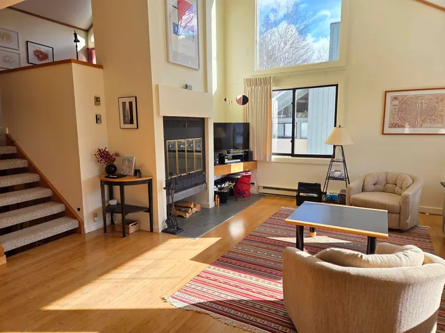 $619,900 | 27 Ravine Lane, Unit 1, Lincoln, NH 03251