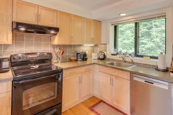 $619,900 | 27 Ravine Lane, Unit 1, Lincoln, NH 03251