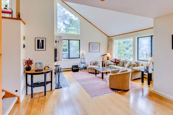 $619,900 | 27 Ravine Lane, Unit 1, Lincoln, NH 03251