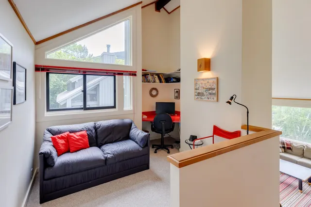 $619,900 | 27 Ravine Lane, Unit 1, Lincoln, NH 03251