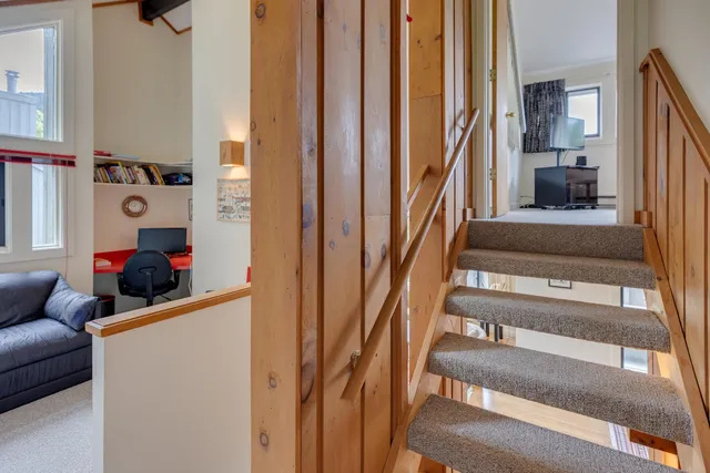 $619,900 | 27 Ravine Lane, Unit 1, Lincoln, NH 03251