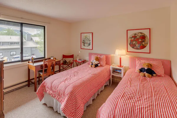 $619,900 | 27 Ravine Lane, Unit 1, Lincoln, NH 03251