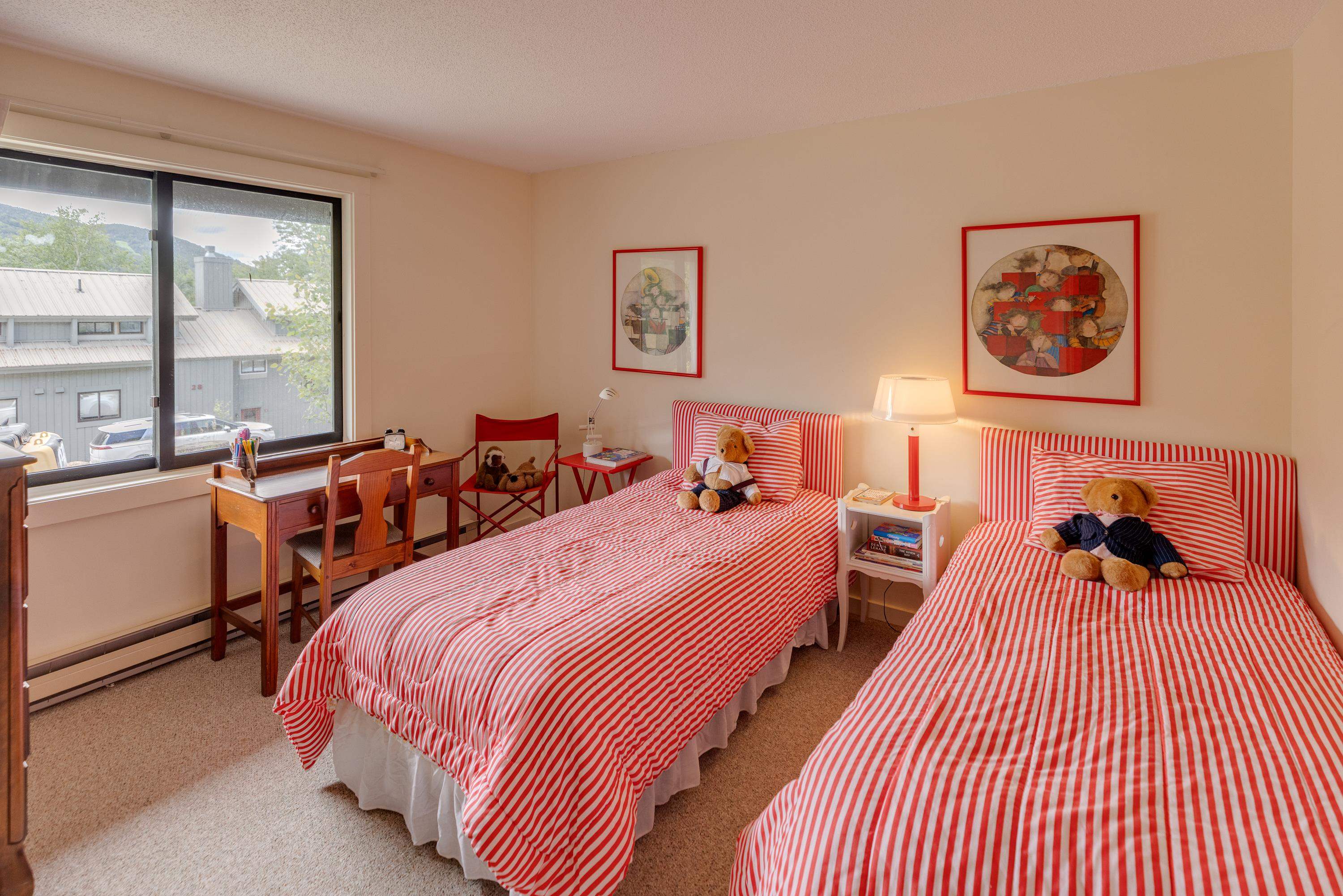 27 Ravine Lane, Unit 1 Lincoln, NH 03251 - Photo 38 of 47