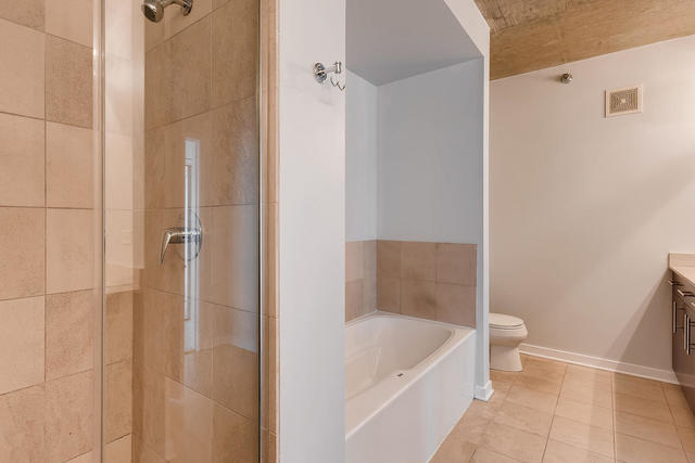 611 South Wells Street, Unit 2506 Chicago, IL 60607 - Photo 14 of 26