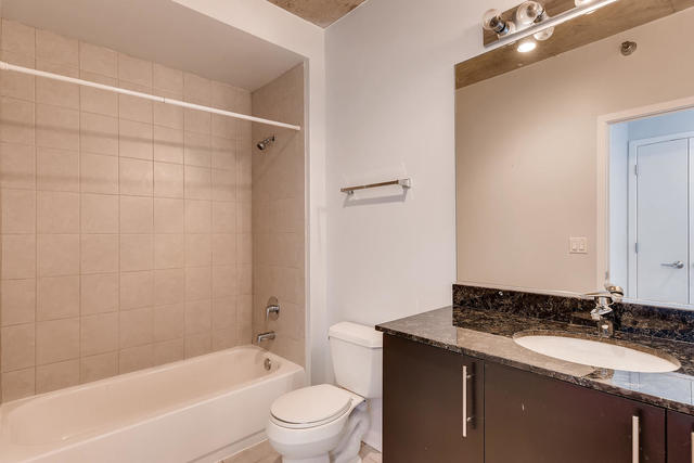 611 South Wells Street, Unit 2506 Chicago, IL 60607 - Photo 18 of 26