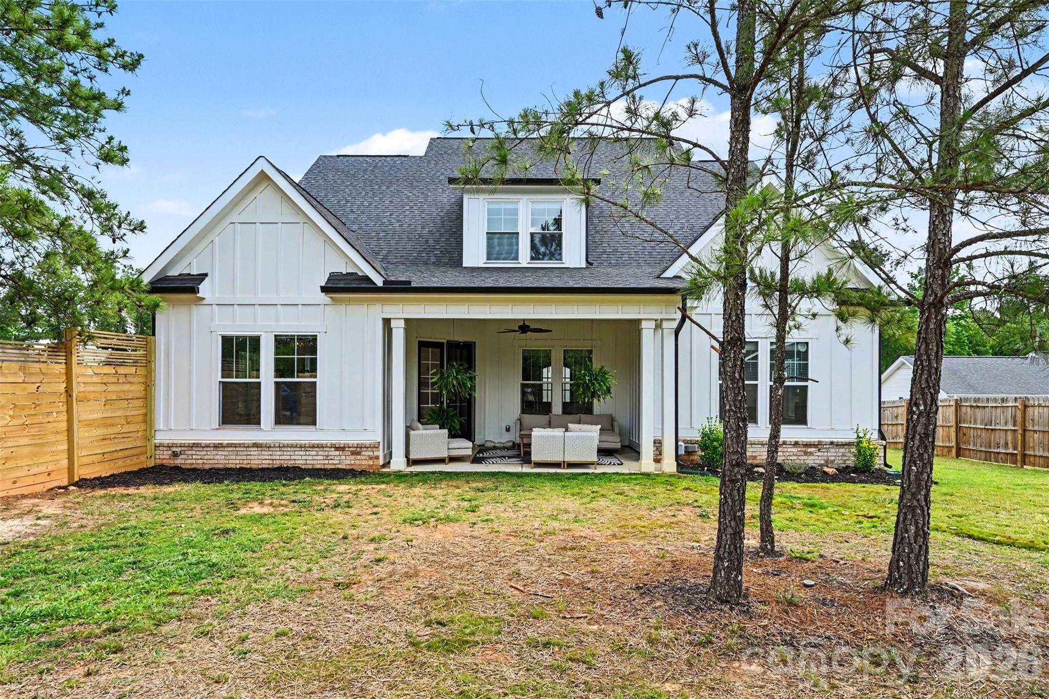 31 Ridgecrest Avenue Peachland, NC 28133 - Photo 5 of 30 front view of a house with a yard