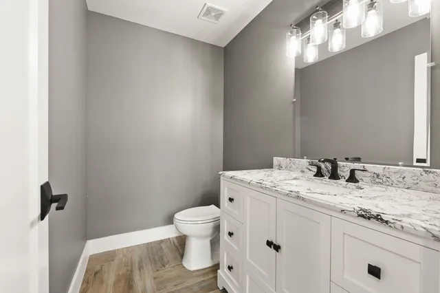 $5,000 | 659 Southeast St Lucie Boulevard, Stuart, FL 34996