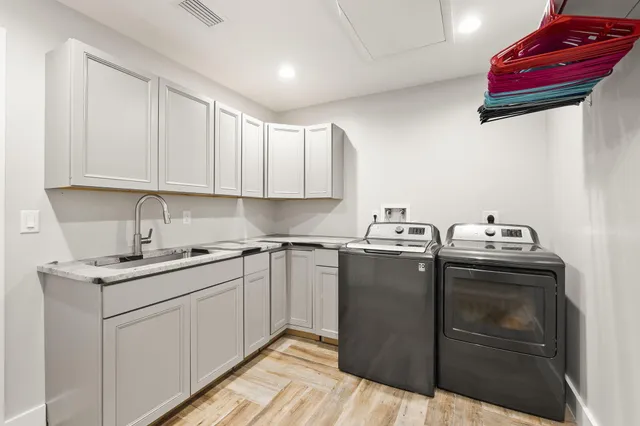 $5,000 | 659 Southeast St Lucie Boulevard, Stuart, FL 34996