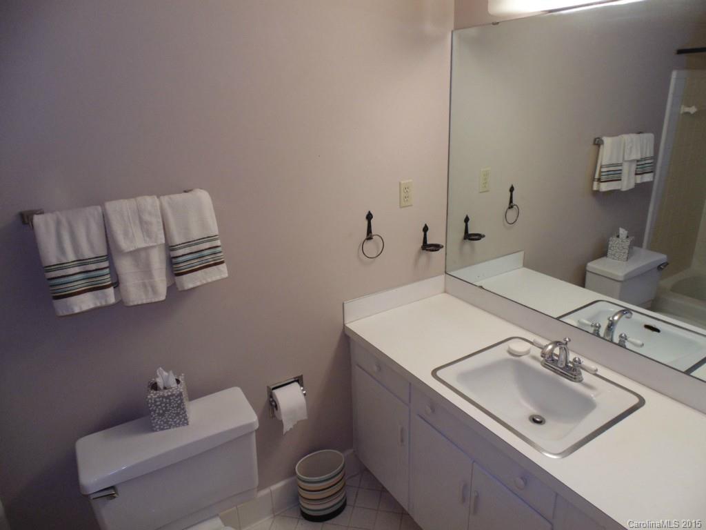 1147 Turnbridge Road, Unit 8 Charlotte, NC 28226 - Photo 14 of 24 Gallery Image 14