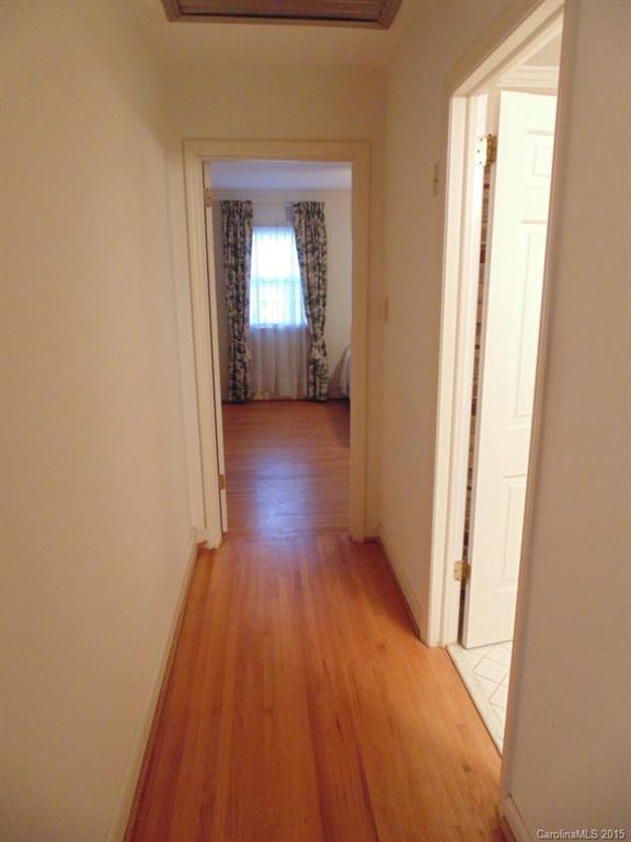 1147 Turnbridge Road, Unit 8 Charlotte, NC 28226 - Photo 17 of 24 Gallery Image 17