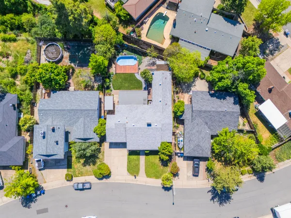 $472,000 | 4065 Meander Drive, Redding, CA 96001