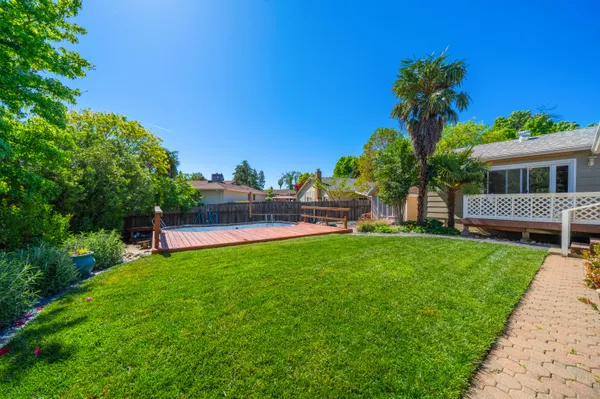 $472,000 | 4065 Meander Drive, Redding, CA 96001