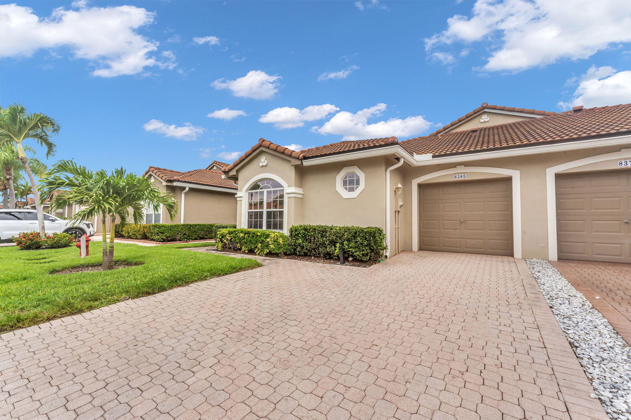 8385 Vía Serena Boca Raton, FL 33433 - Photo 2 of 35 30-web-or-mls-DON01174