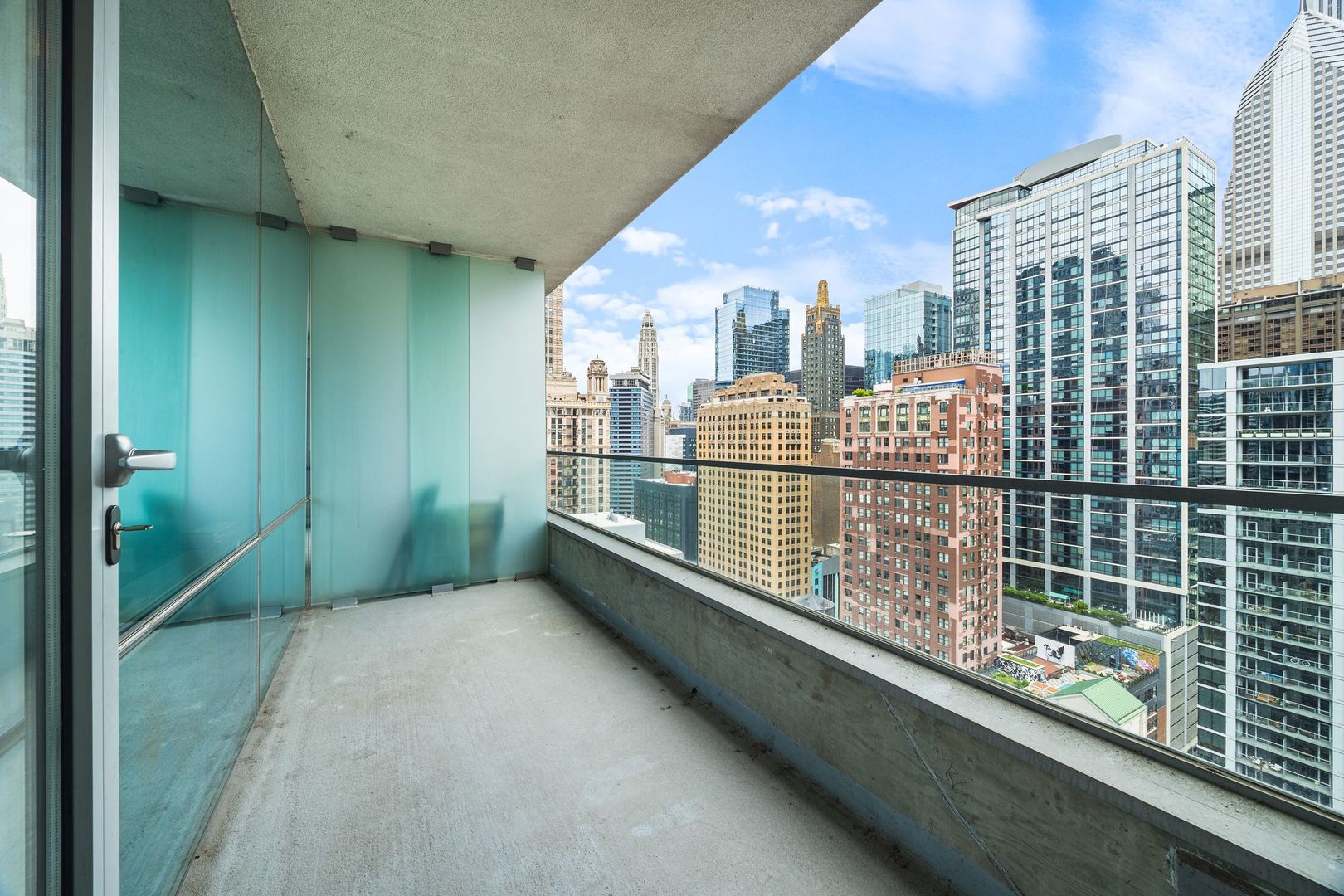 8 East Randolph Street, Unit 1803 Chicago, IL 60601 - Photo 14 of 18