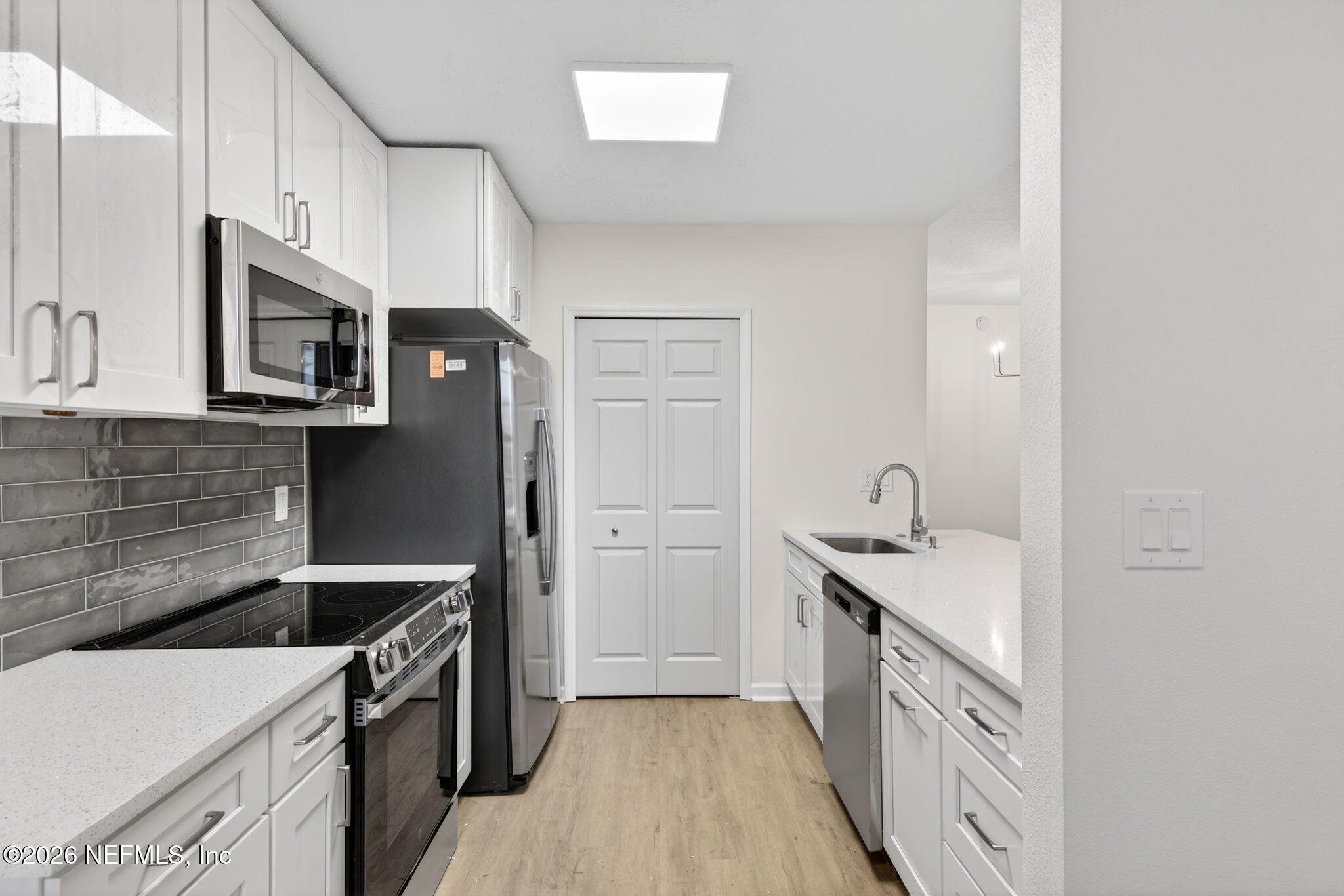 1610 Prestwick Place St. Augustine, FL 32086 - Photo 19 of 41 20-Kitchen 1 of 3