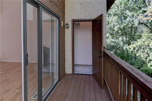 $255,000 | 4804 Horton Street, Mission, KS 66202