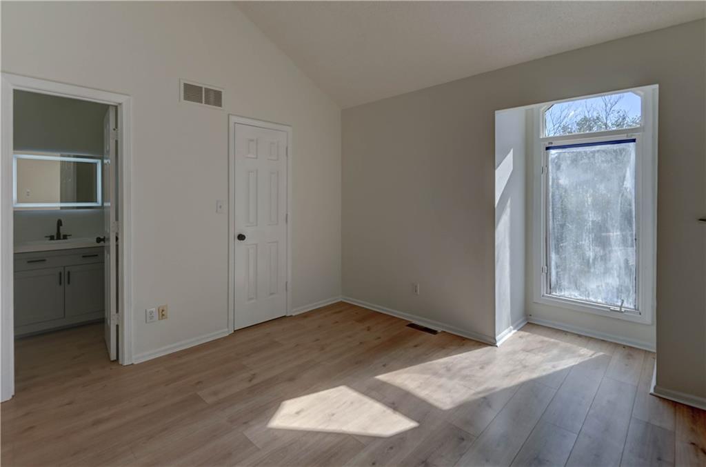 4804 Horton Street Mission, KS 66202 - Photo 29 of 55