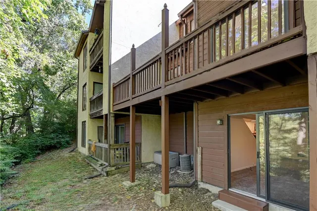 $255,000 | 4804 Horton Street, Mission, KS 66202